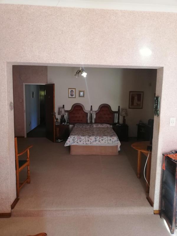 5 Bedroom Property for Sale in Kakamas Northern Cape